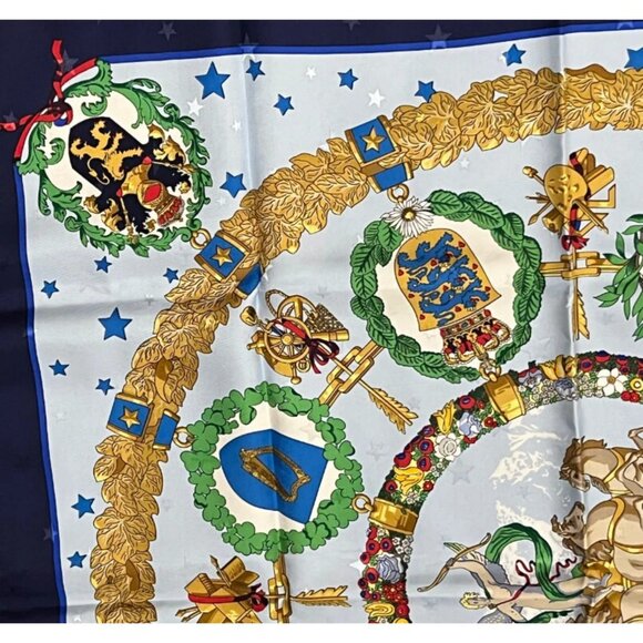 Authentic RARE! Hermes Emblemes De L'Europe Vintage 90cm Silk Scarf - Picture 6 of 7